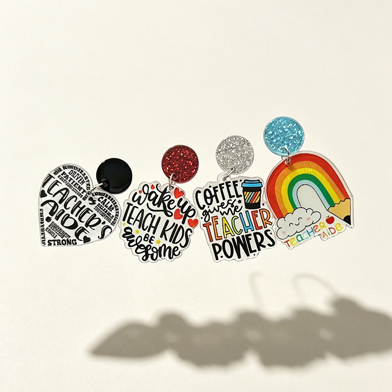 Women Fashion Quotes - Acryl-Ohrringe mit Lehrer-Anerkennungs-Zitat, inspirierender Text, Regenbogen-Herz-Hängeohrringe,