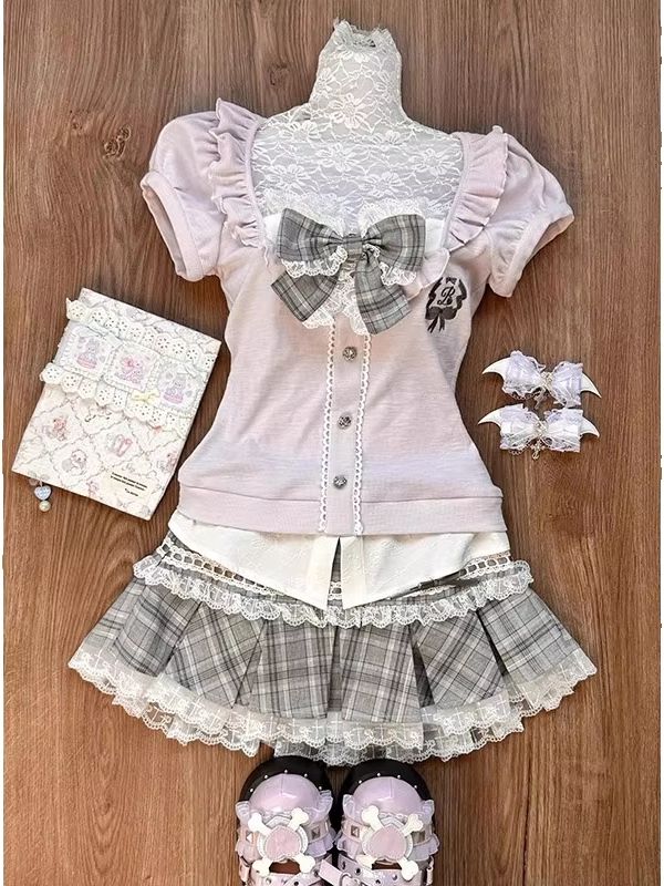 Women Fashion Outfits - Rosa Spitzen-Patchwork-Oberteil für Damen mit großer