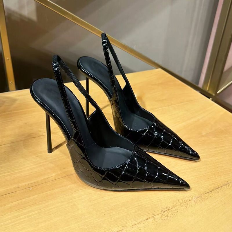 Women Fashion Trend 2026 - Neue Einfache Spitze Sandalen mit Hohlrücken