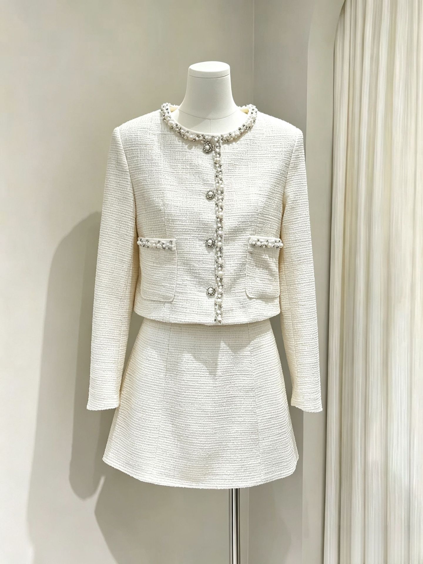 Women'S Fashion Jackets - Damenmode Zweiteiliges Jacken-Set: Diamantbesetztes O-Ausschnitt Ärmelloses