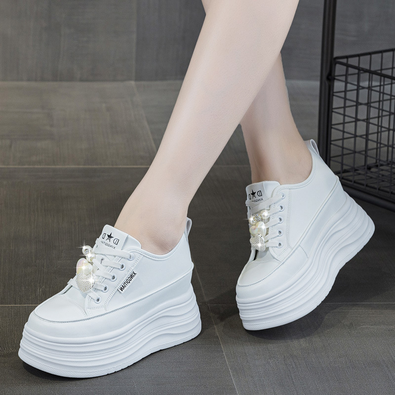 Herbstliche Damen-Sneaker mit  – Sneakers Fashion Women Bewertung und Preis