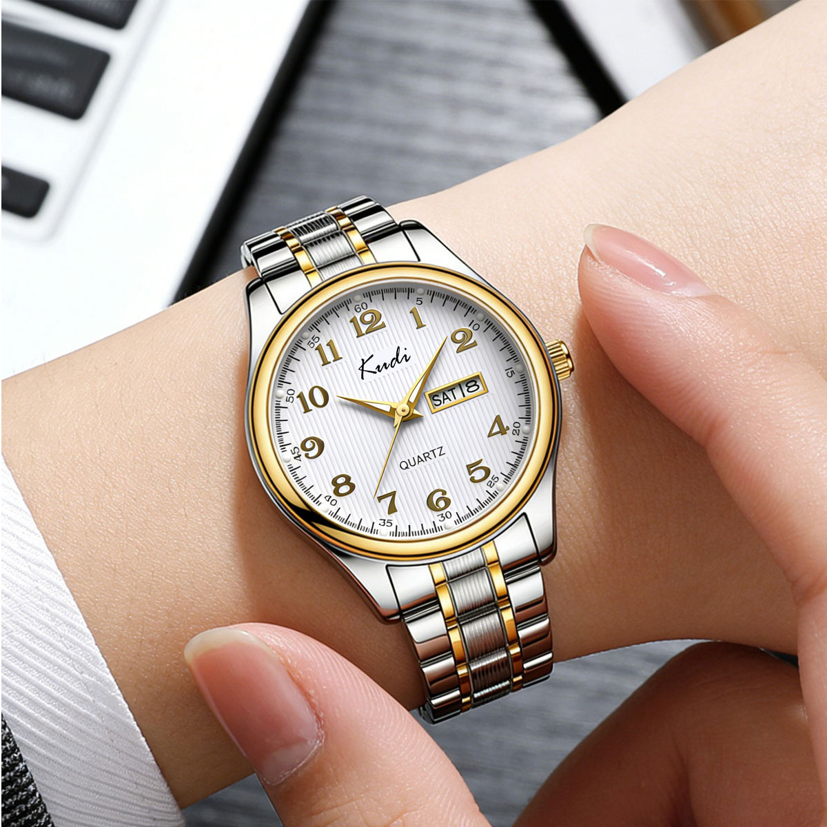 Trendige Business-Damenuhr mit – Women'S Fashion Digital Watch Bewertung und Preis